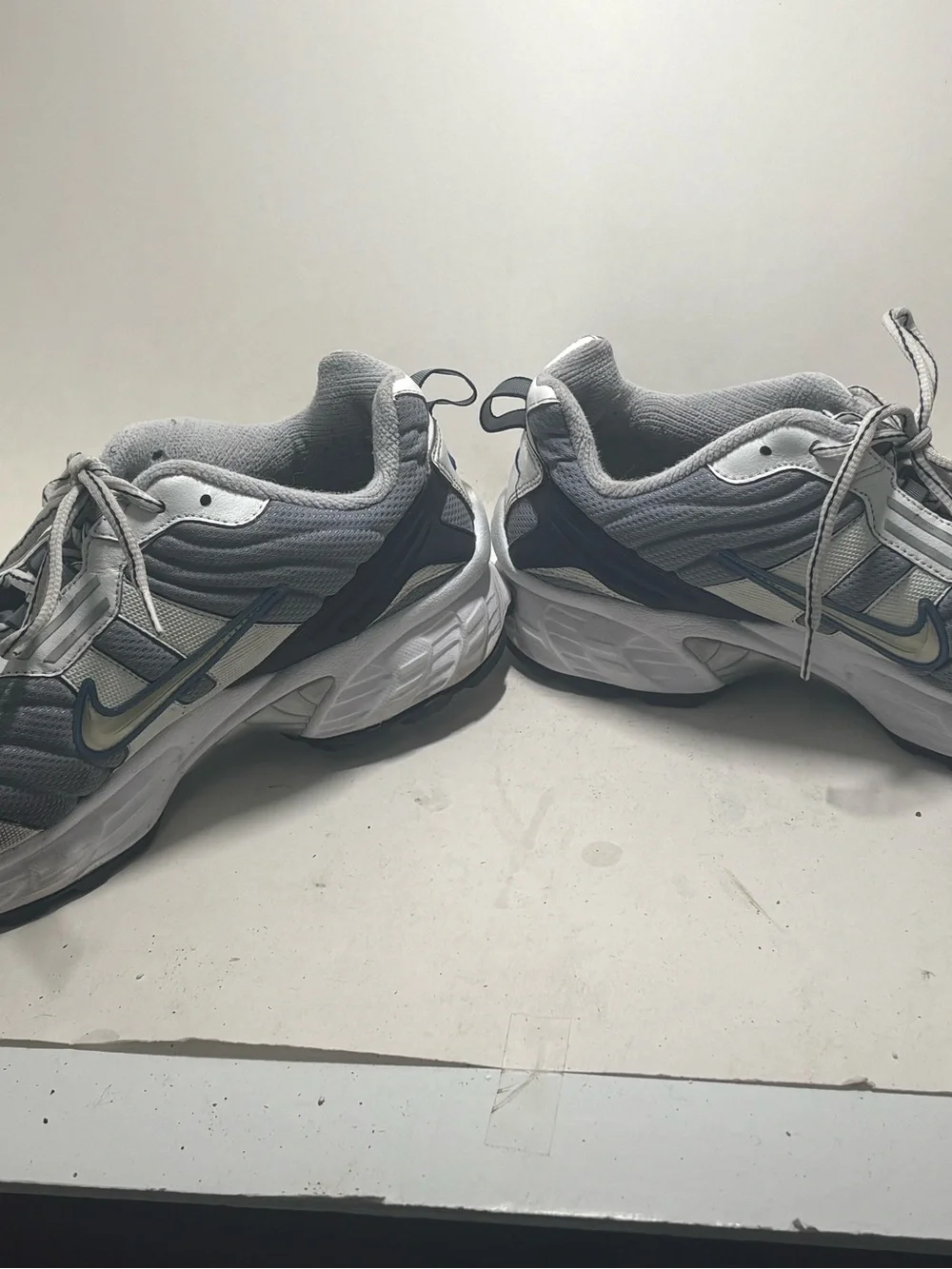 Vintage Nike Air Copious White Grey Navy Sneakers size 12– Rare 2009 Release